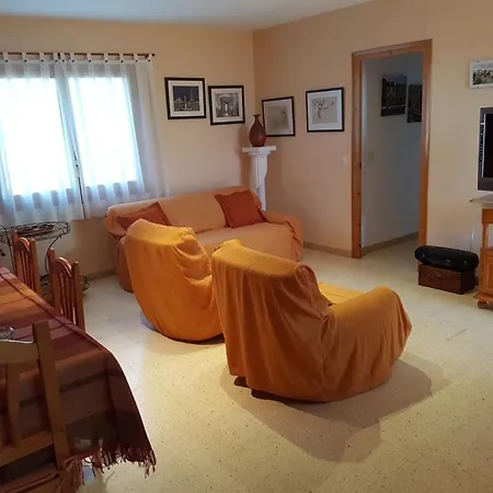 Cal30 Villa Calafat